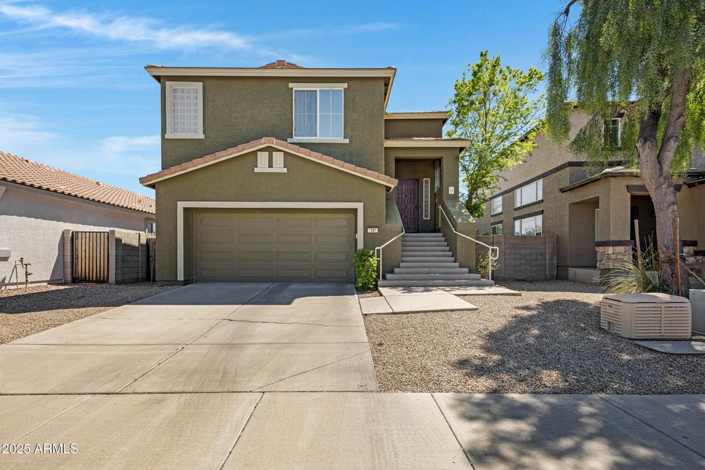 Photo of 1281 E Frances Lane, Gilbert, AZ 85295 (MLS # 6930362)