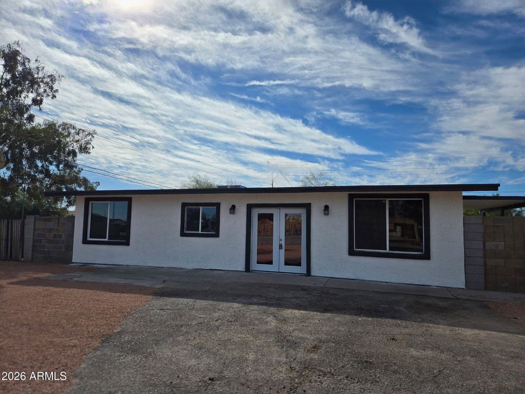 Photo of 770 S Pinal Drive, Apache Junction, AZ 85120 (MLS # 7009565)