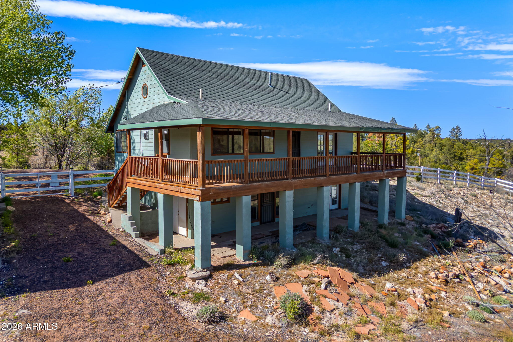 BUCKSKIN ARTISTS COMMUNITY WEST - Residential