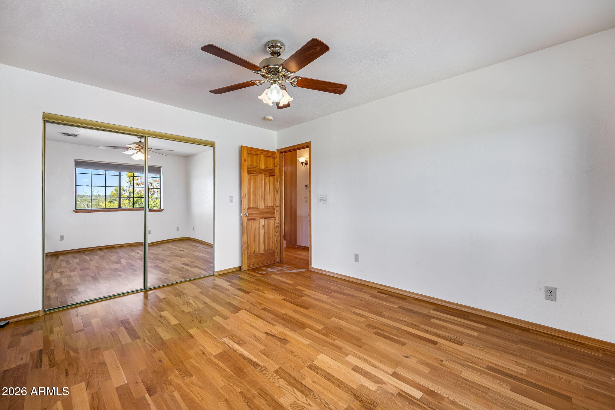 BUCKSKIN ARTISTS COMMUNITY WEST - Residential