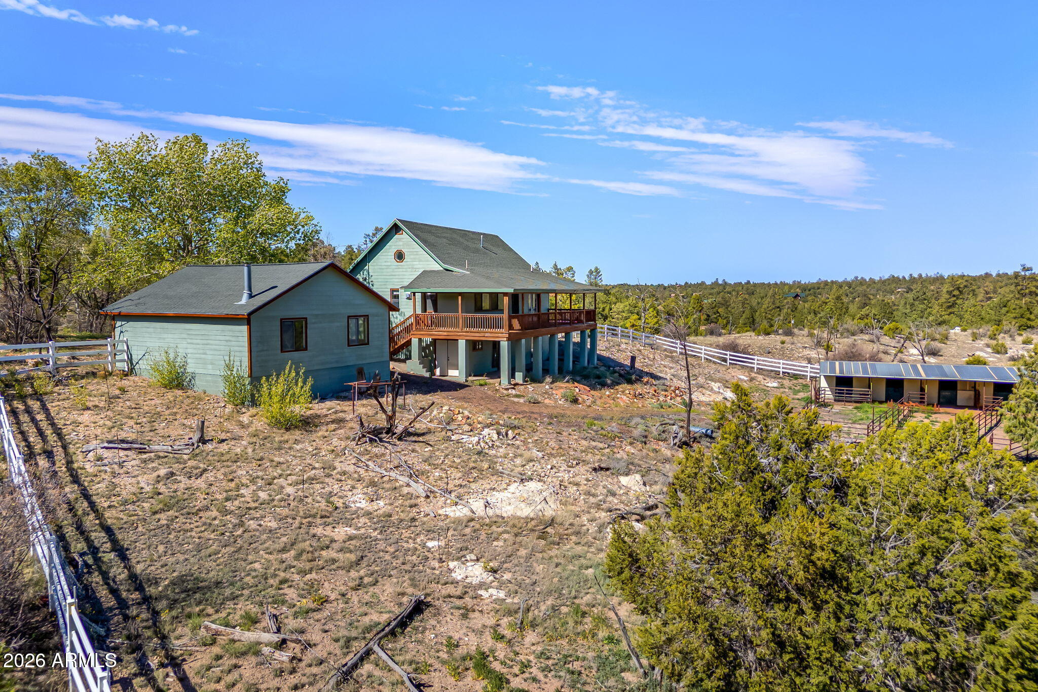 BUCKSKIN ARTISTS COMMUNITY WEST - Residential