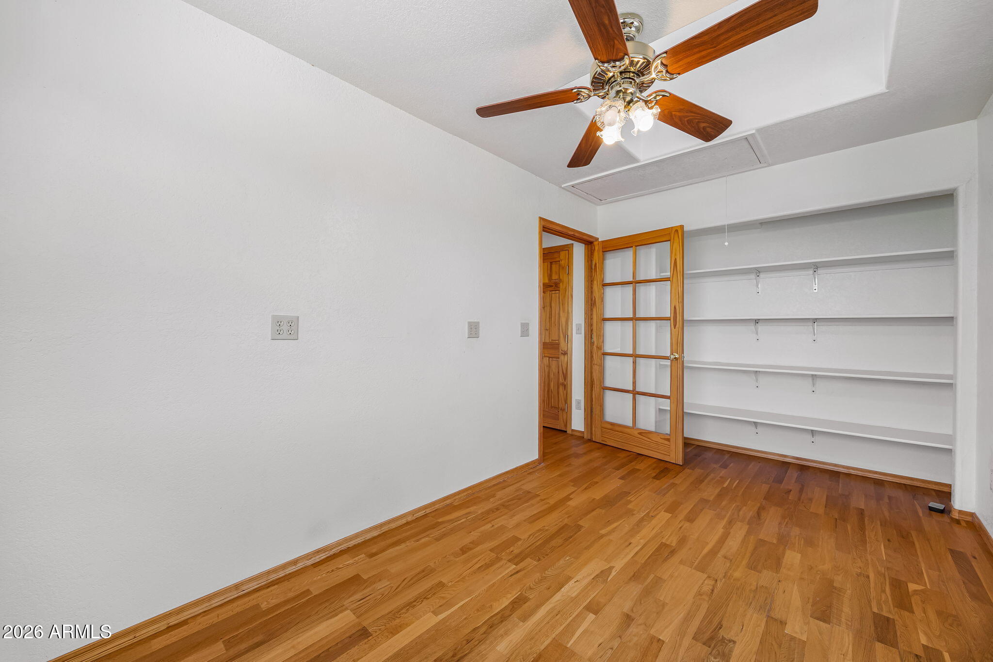 BUCKSKIN ARTISTS COMMUNITY WEST - Residential