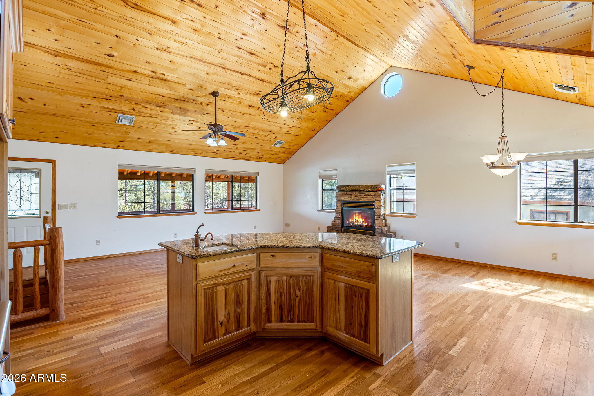 BUCKSKIN ARTISTS COMMUNITY WEST - Residential