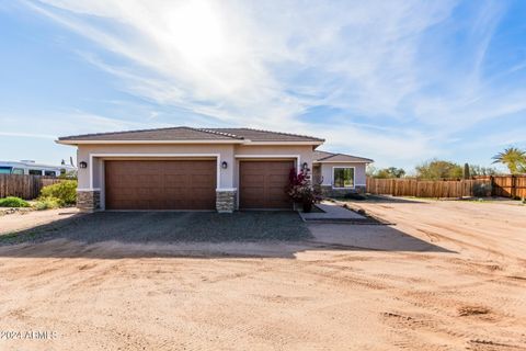 A home in Cave Creek