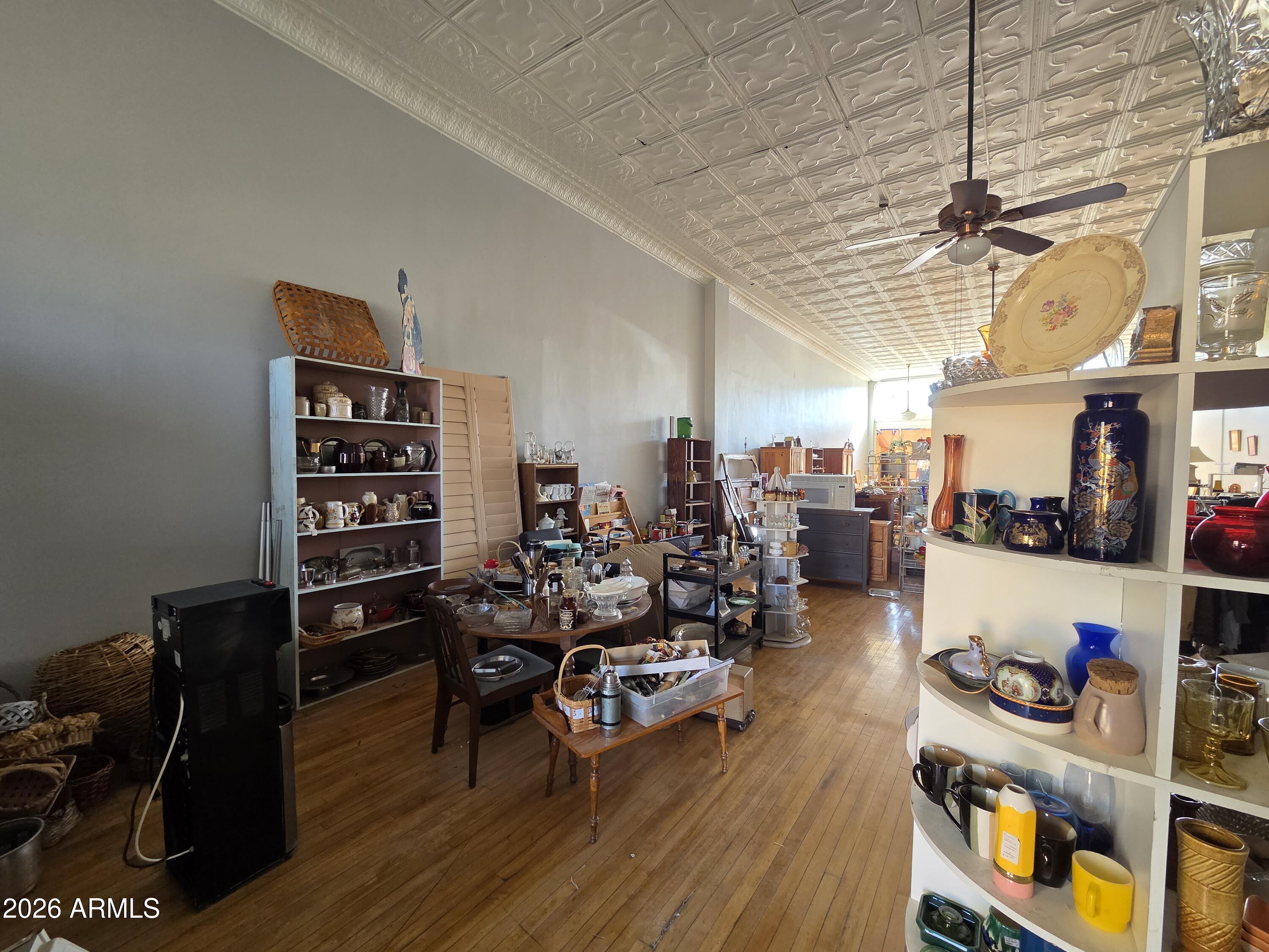 Warren - Commercial Sale