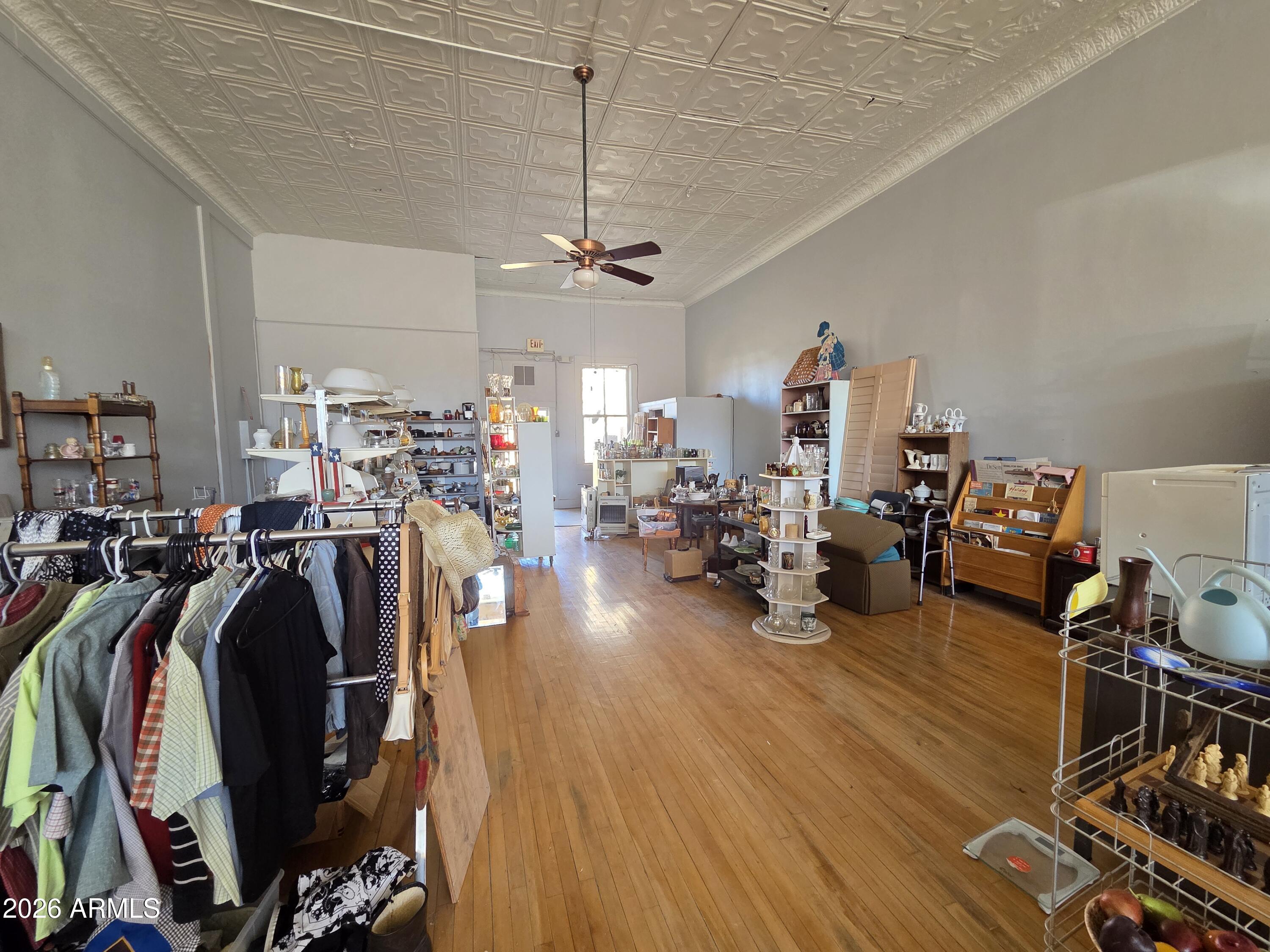 Warren - Commercial Sale