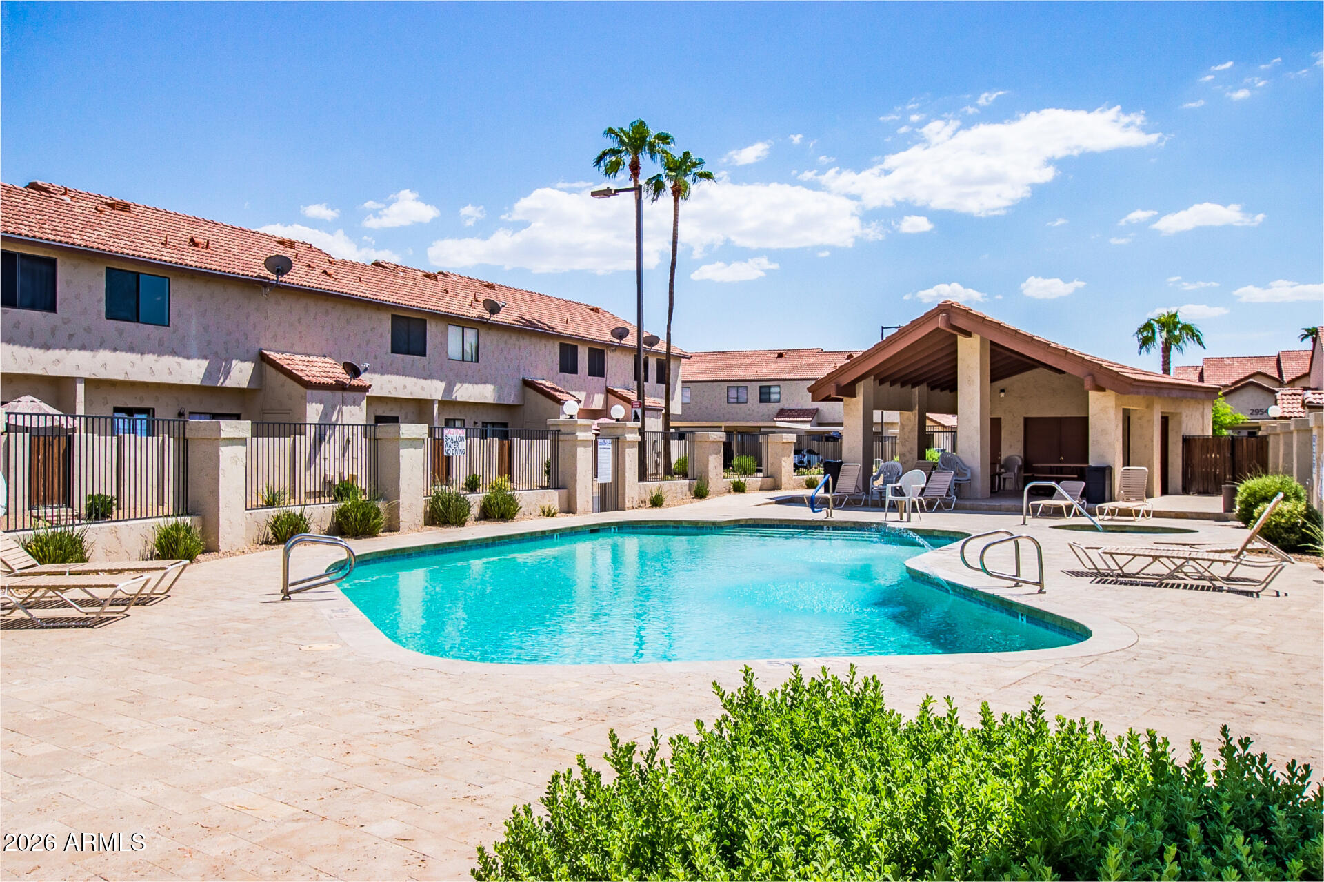 CHANDLER MEADOWS CONDOMINUM 2 A B C D 50A B C D - Residential