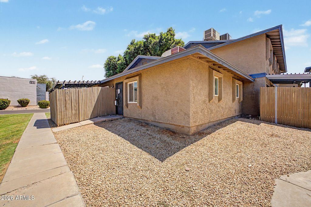 Photo of 286 W Palomino Drive #17, Chandler, AZ 85225 (MLS # 7020519)