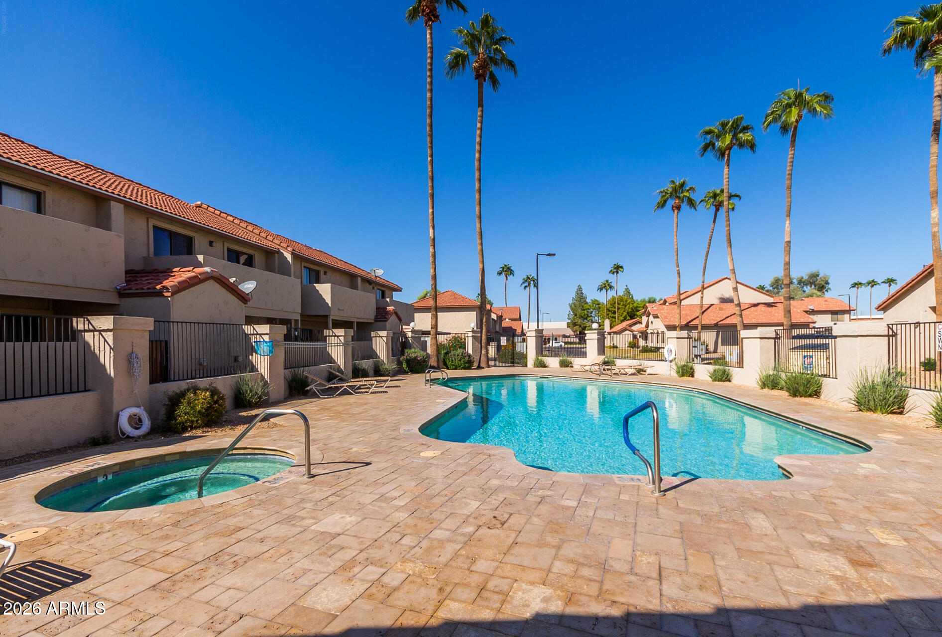 CHANDLER MEADOWS CONDOMINUM 2 A B C D 50A B C D - Residential