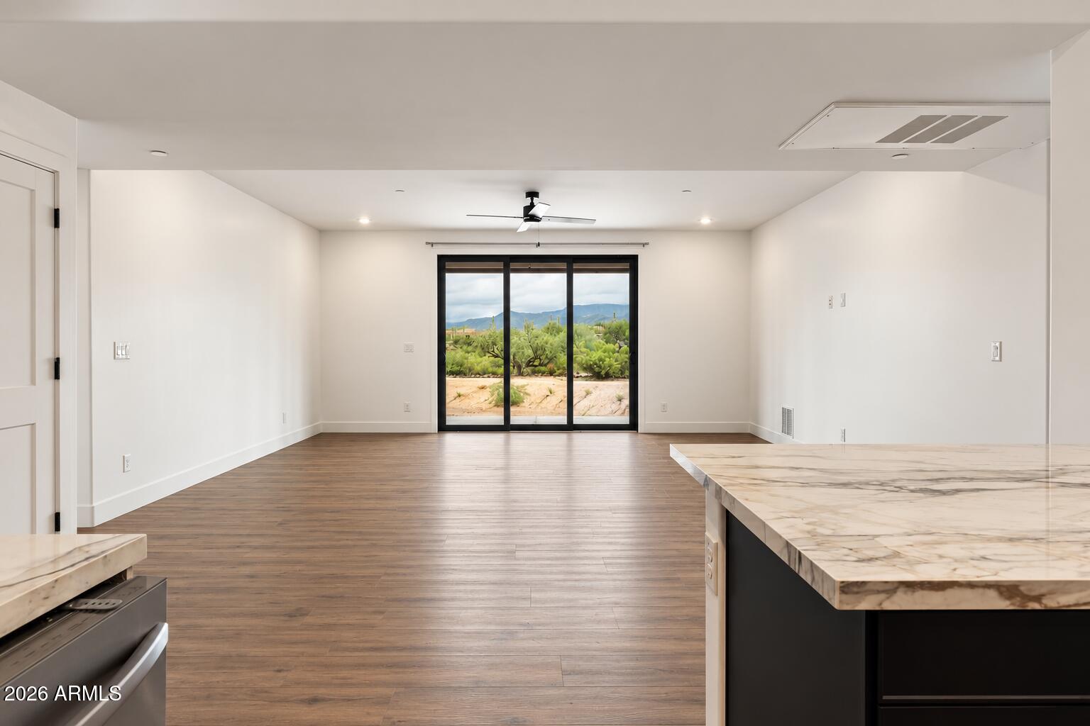 37979 N Galloway Crossing -- 2001