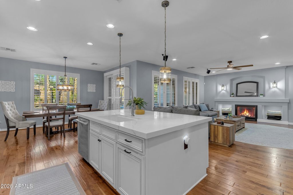 Photo of 152 W Crescent Way, Chandler, AZ 85248 (MLS # 6973061)