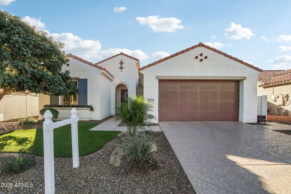 Photo of 16813 W Berkeley Road, Goodyear, AZ 85395 (MLS # 6958587)