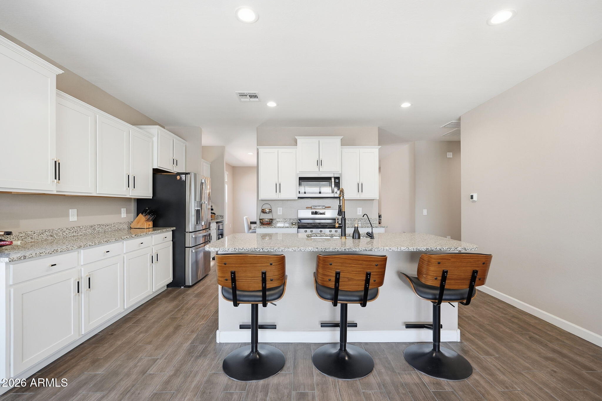 37777 W Santa Barbara Avenue