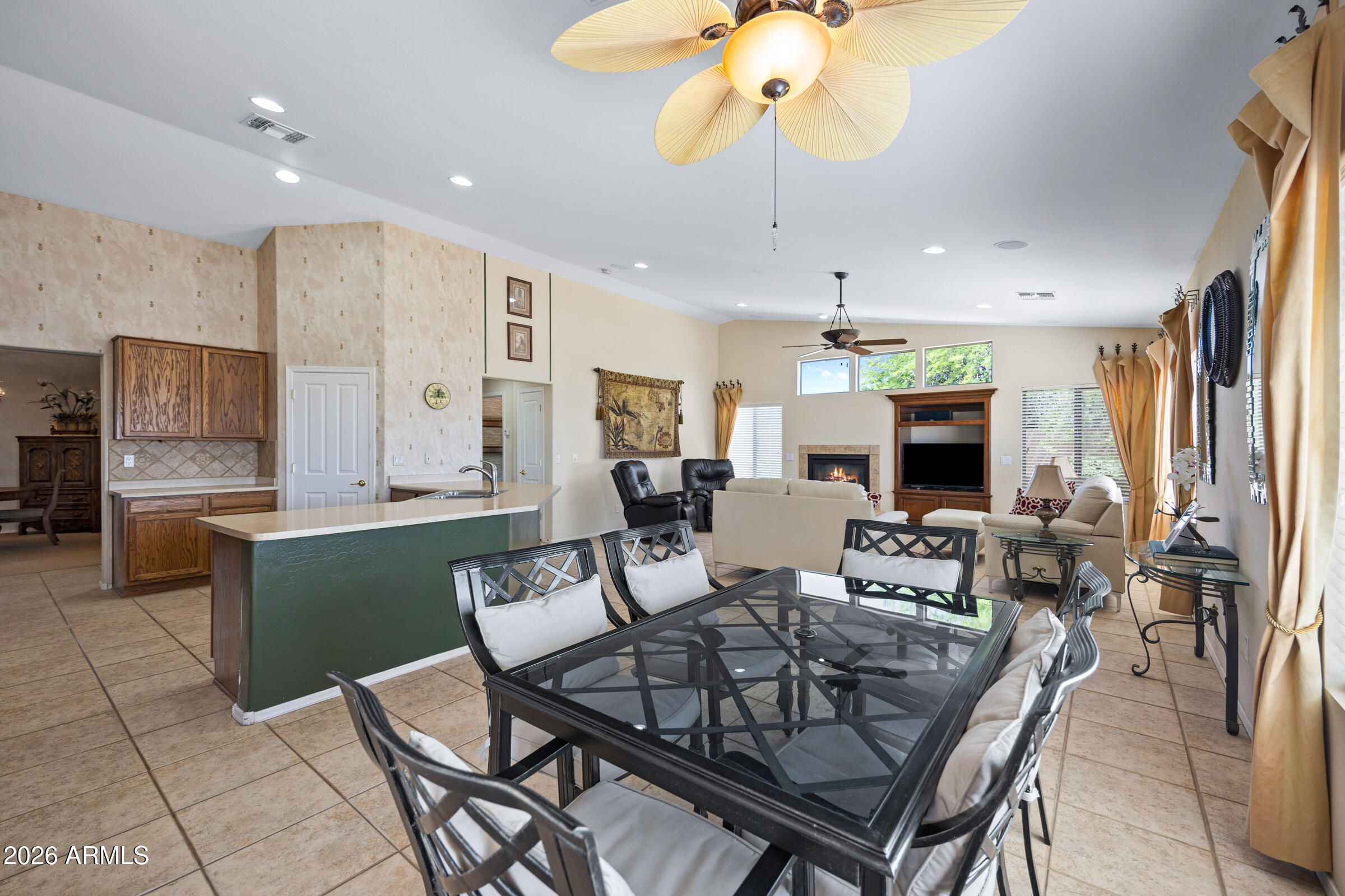SAGUARO VISTA ESTATES - Residential