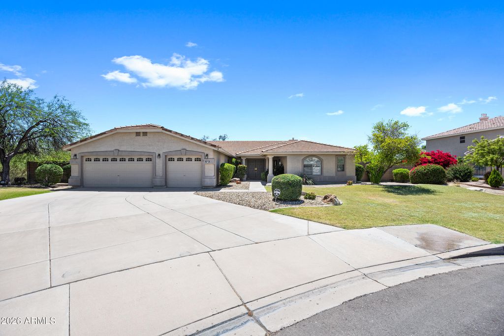 Photo of 2116 N Avoca, Mesa, AZ 85207 (MLS # 7025255)