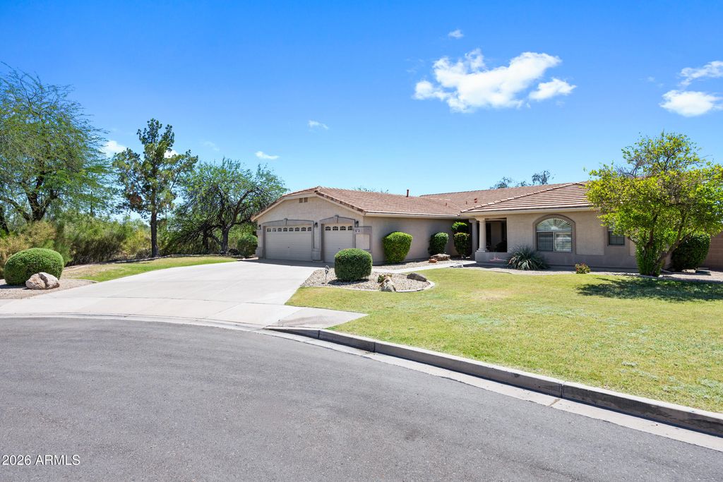 Photo of 2116 N Avoca, Mesa, AZ 85207 (MLS # 7025255)