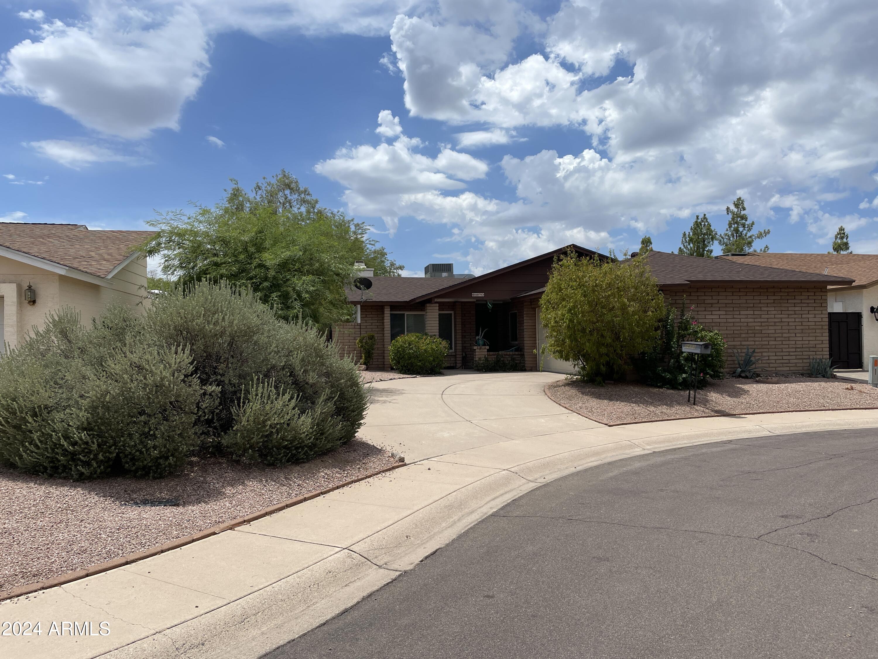 8473 E PIERCE Street