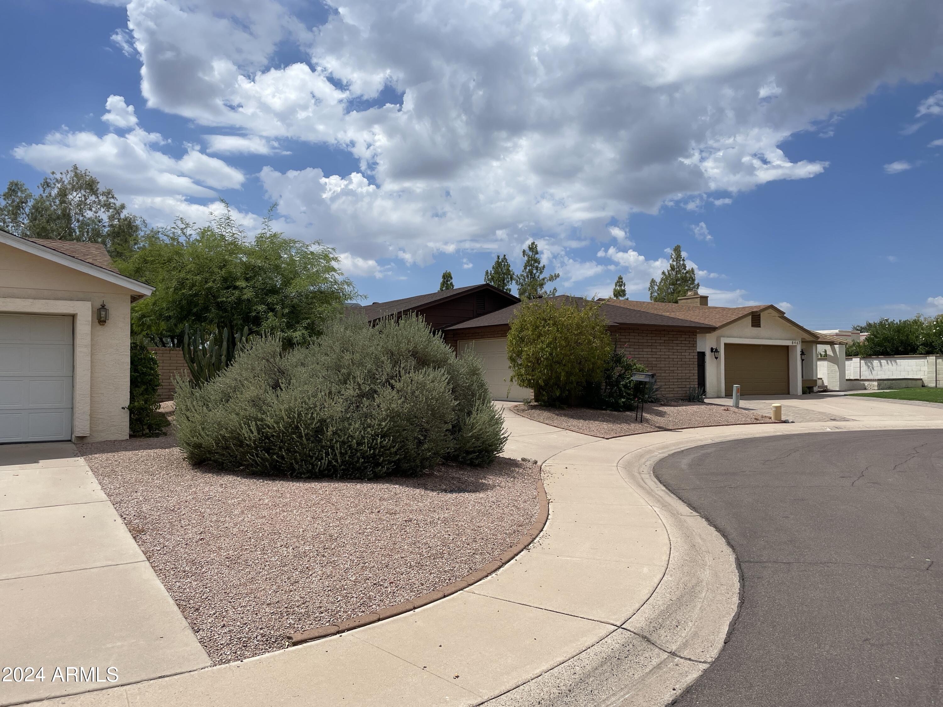 8473 E PIERCE Street