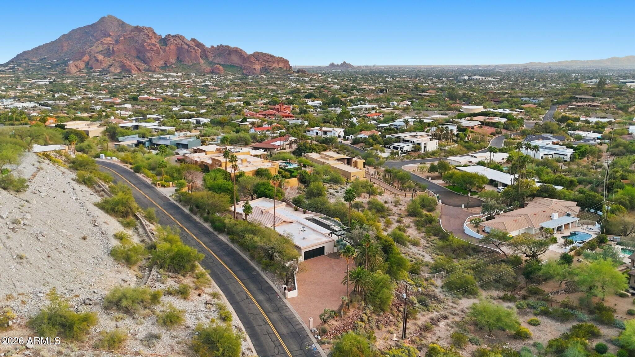 4021 E Lamar Road 27