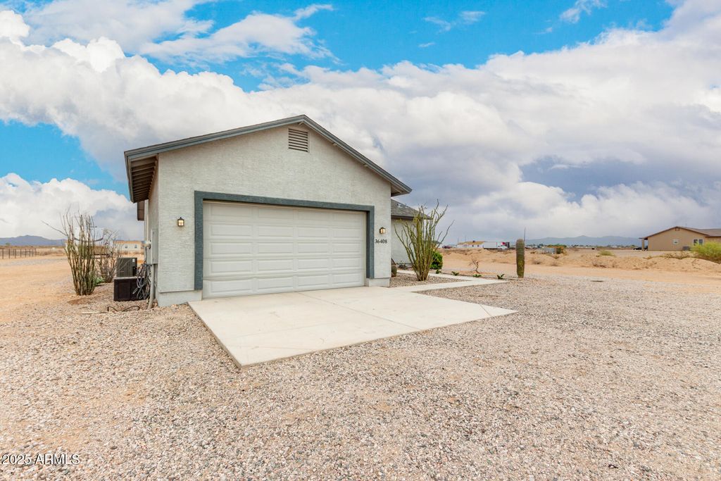 Photo of 36408 W Whitton Avenue, Tonopah, AZ 85354 (MLS # 6932525)