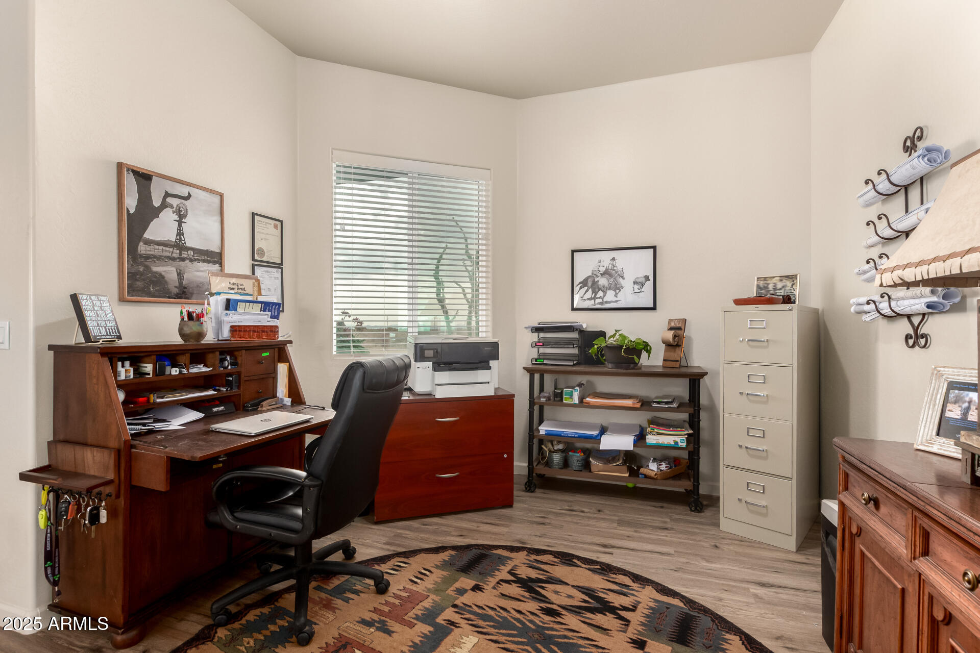 36408 W WHITTON Avenue