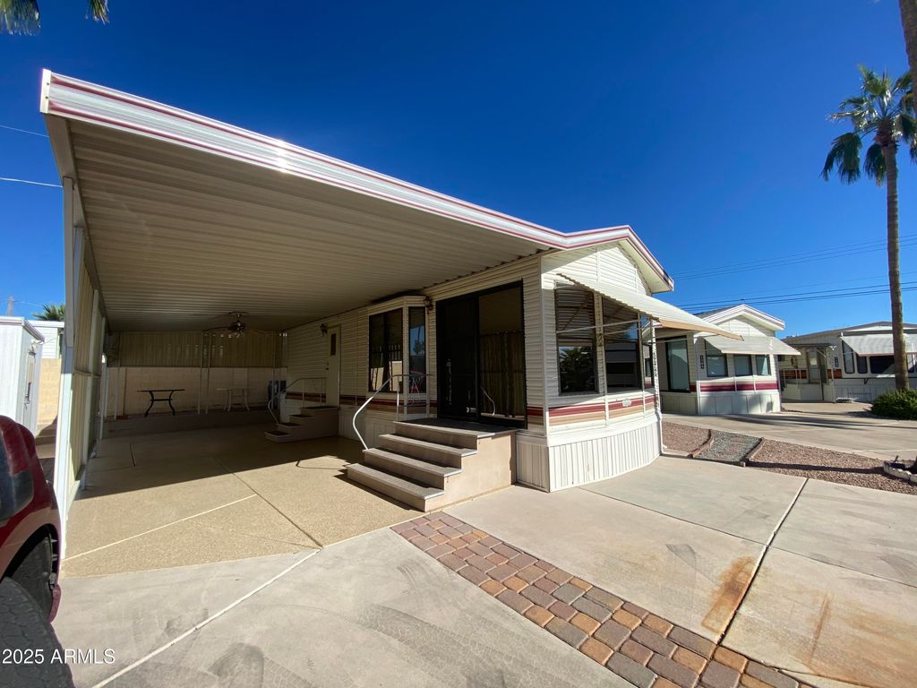 Photo of 1185 W Klamath Avenue, Apache Junction, AZ 85119 (MLS # 6952475)