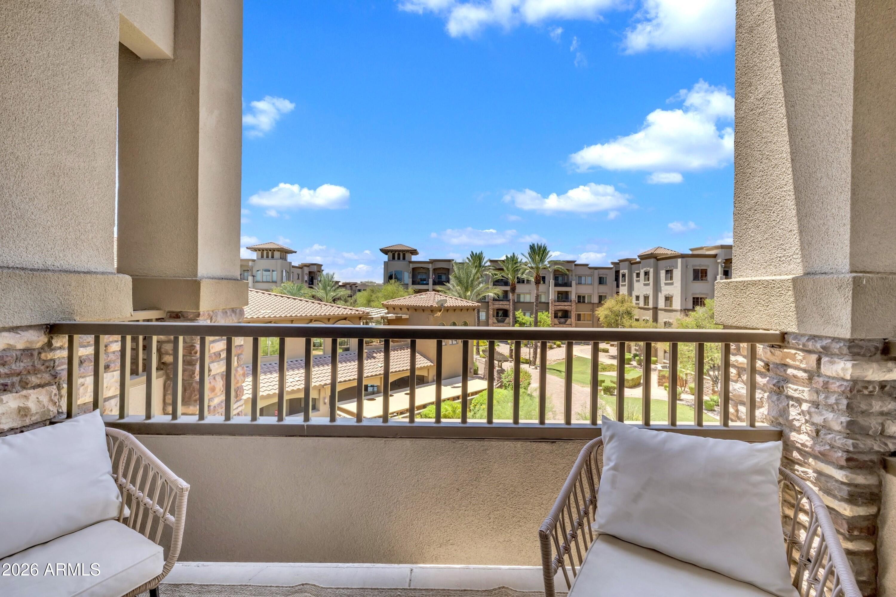 5350 E Deer Valley Drive 3262