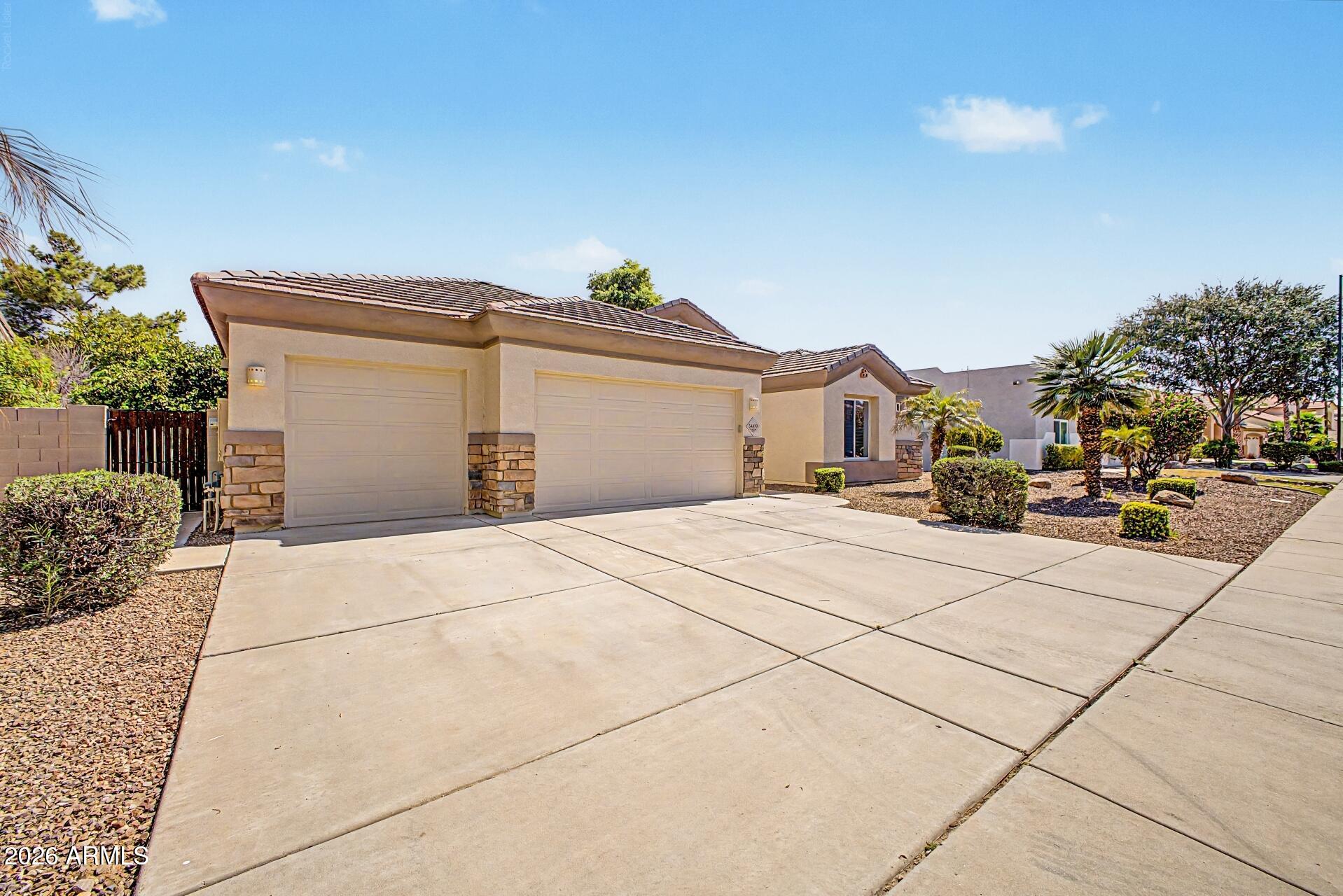 3469 E MOCKINGBIRD Drive