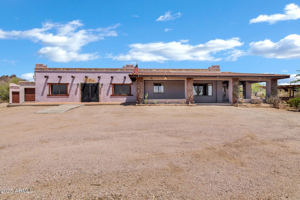 Photo of 4655 N Winchester Road, Apache Junction, AZ 85119 (MLS # 6896916)