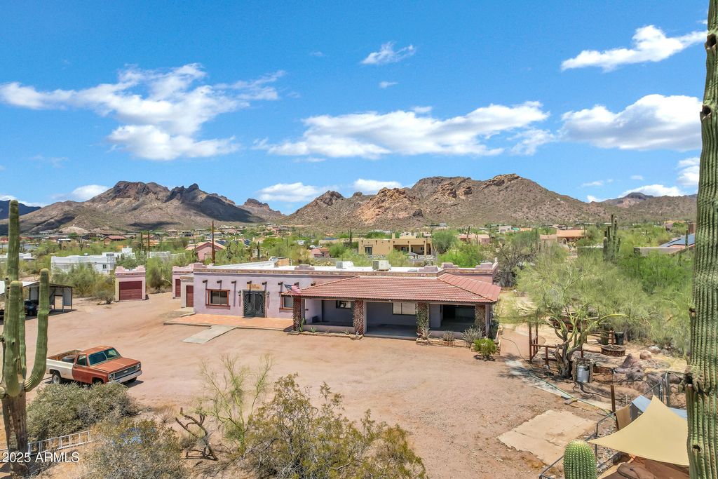 Photo of 4655 N Winchester Road, Apache Junction, AZ 85119 (MLS # 6896916)