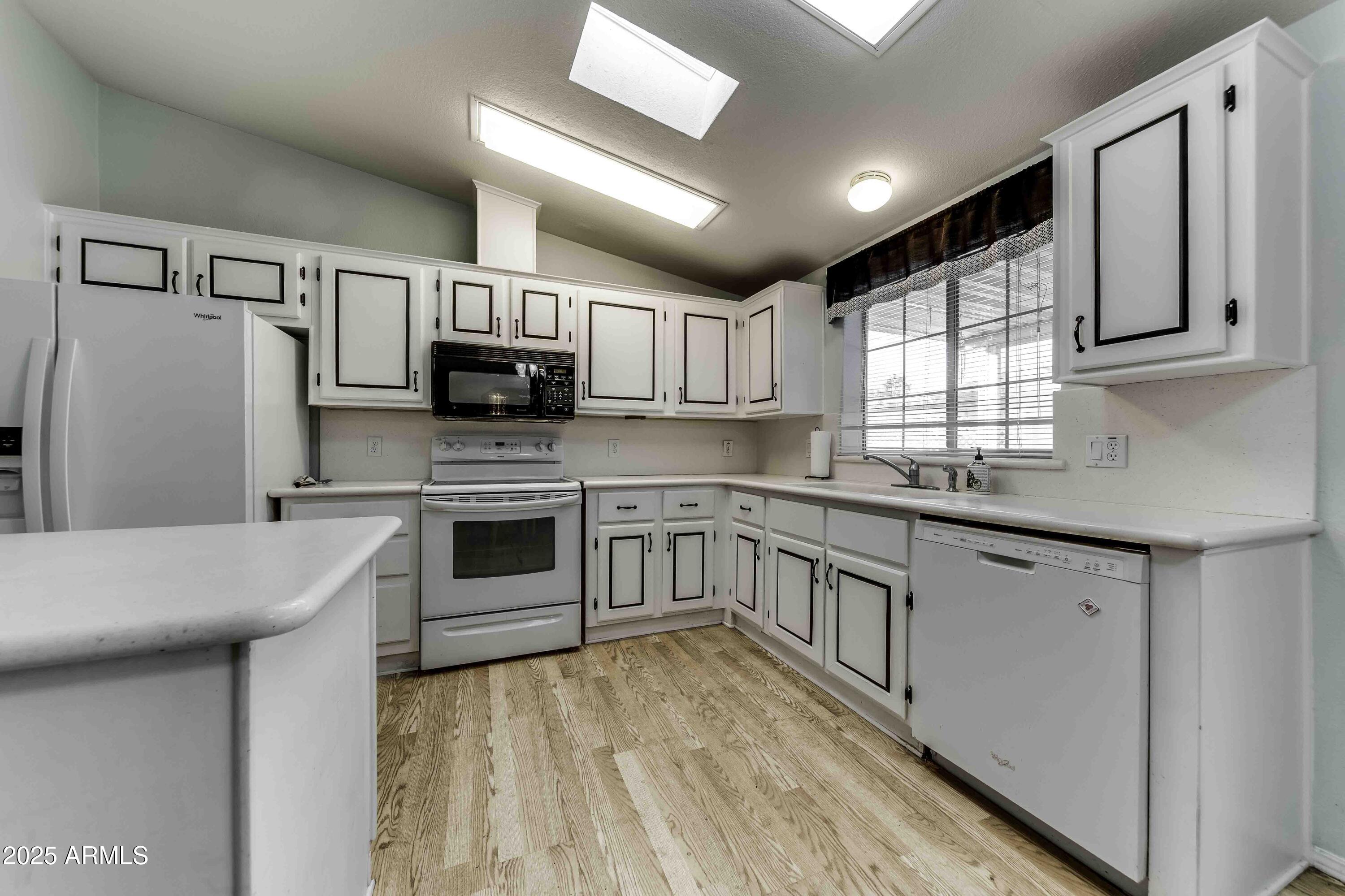 17200 W BELL Road 2337