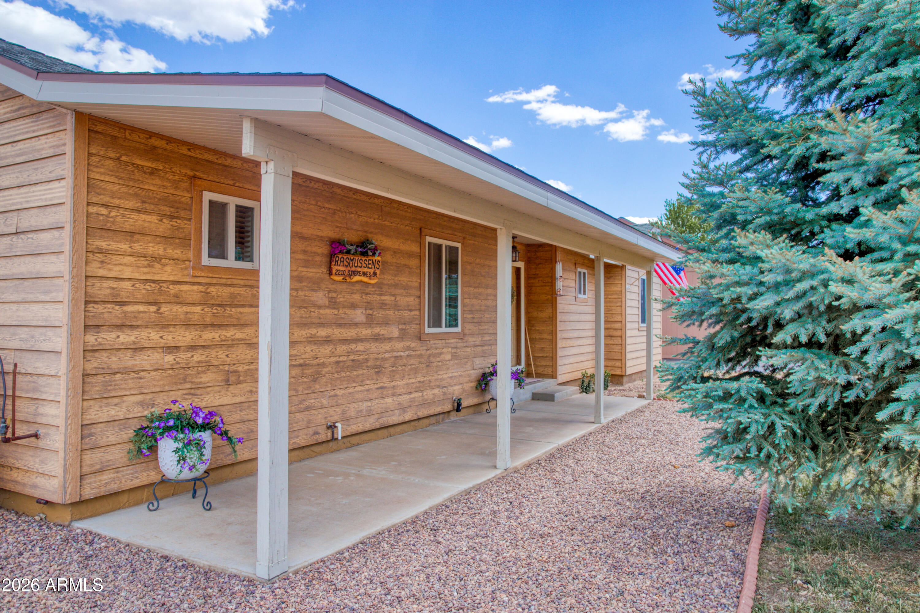 2210 Sitgreaves Drive