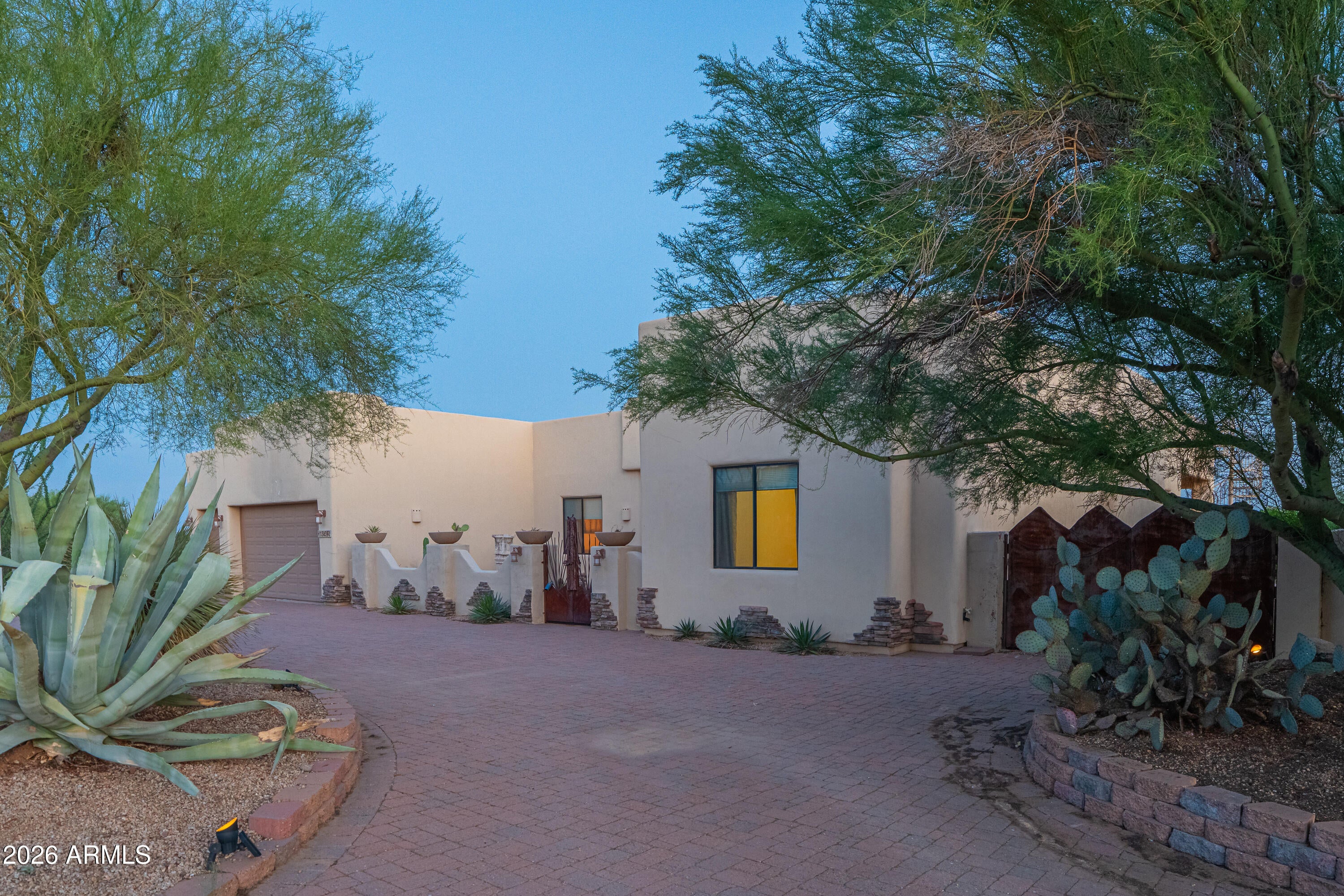 13639 E HEDGEHOG Place