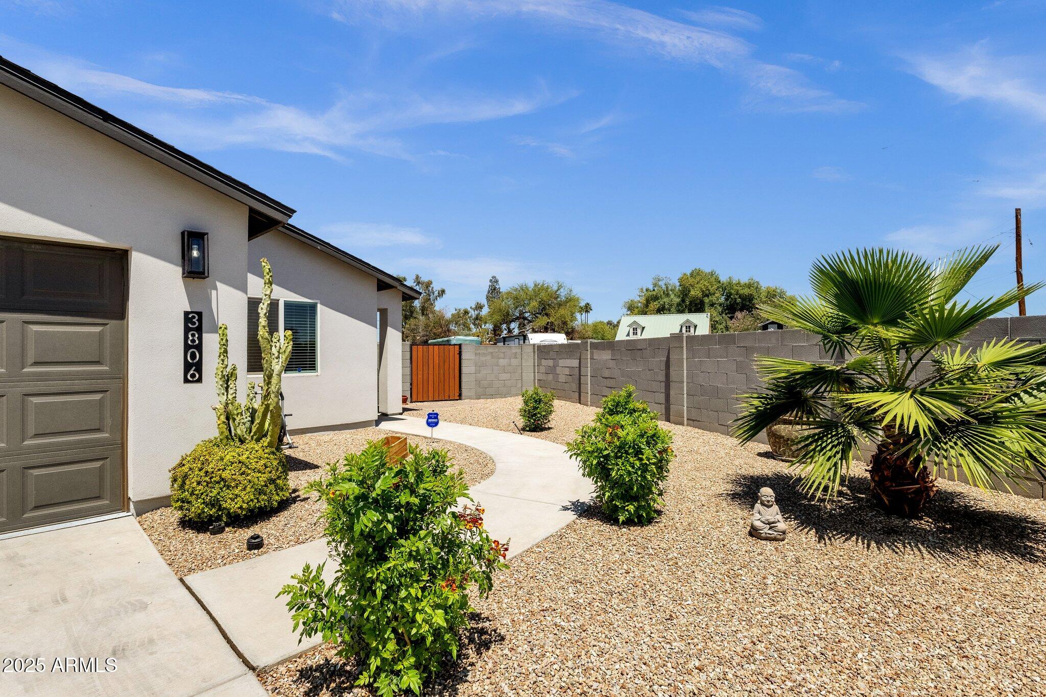 3806 N 23RD Avenue