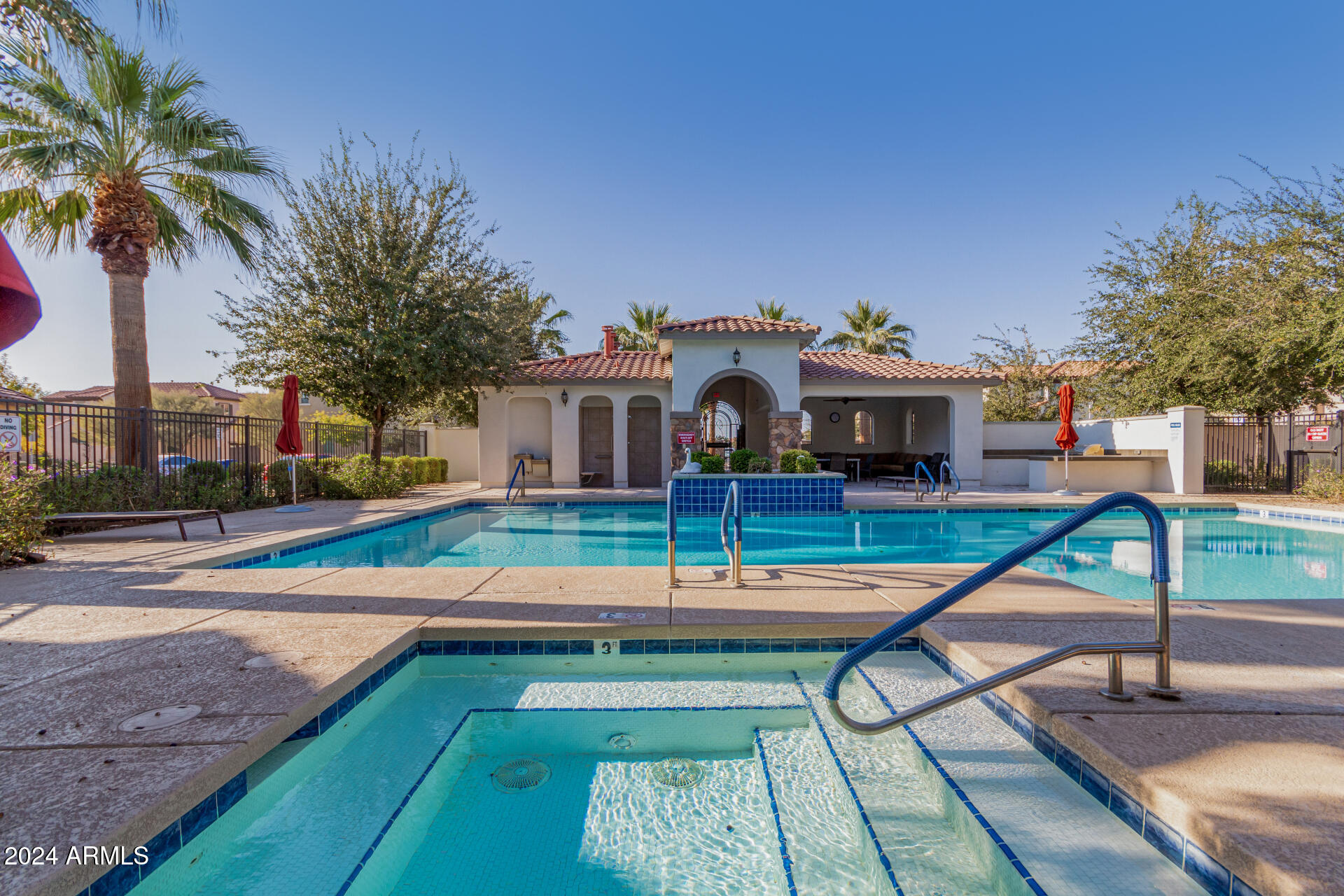 3702 E DOGWOOD Drive