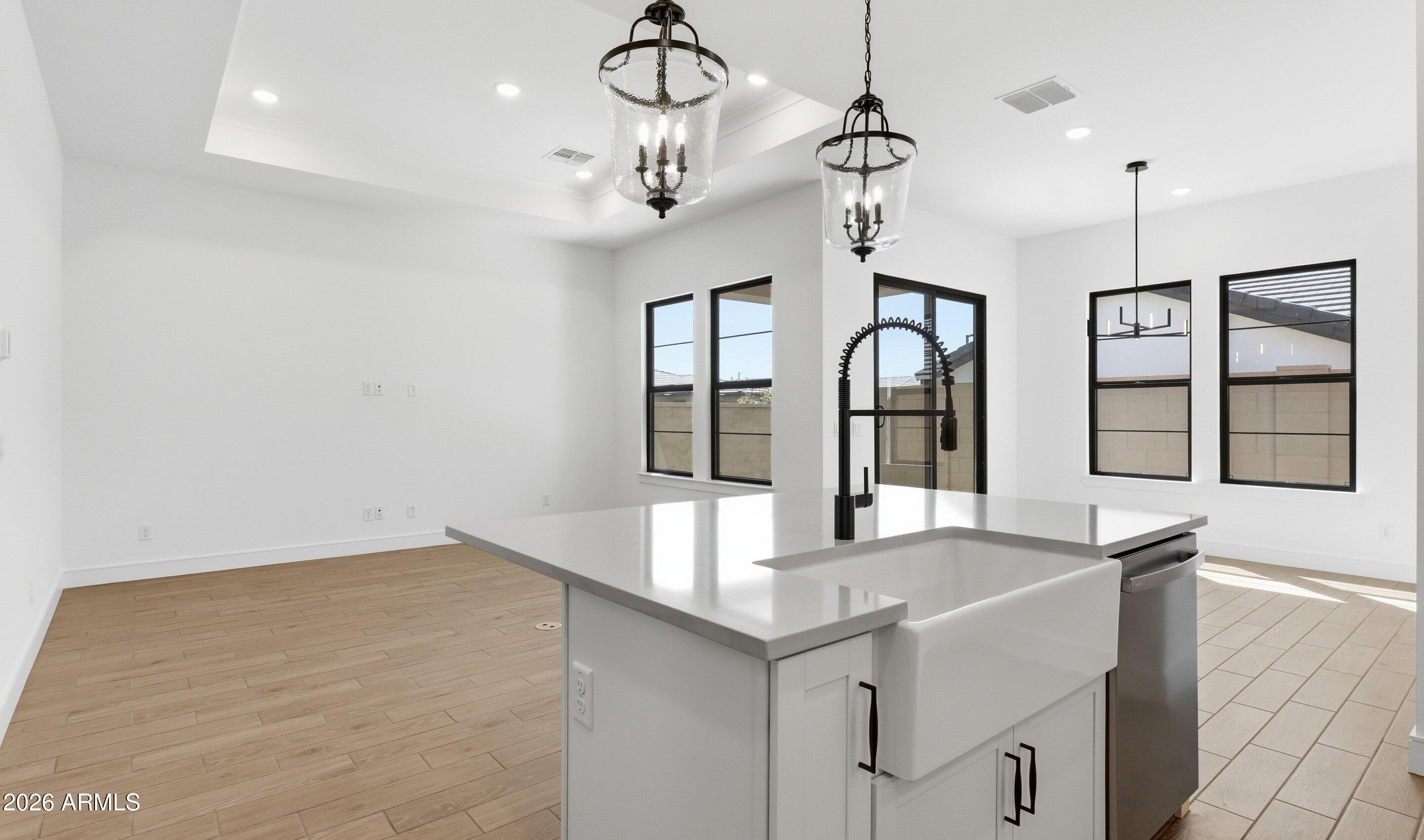 20311 W Campbell Avenue