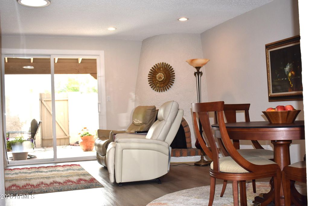 Photo of 901 E Cochise Drive, Phoenix, AZ 85020 (MLS # 6999490)