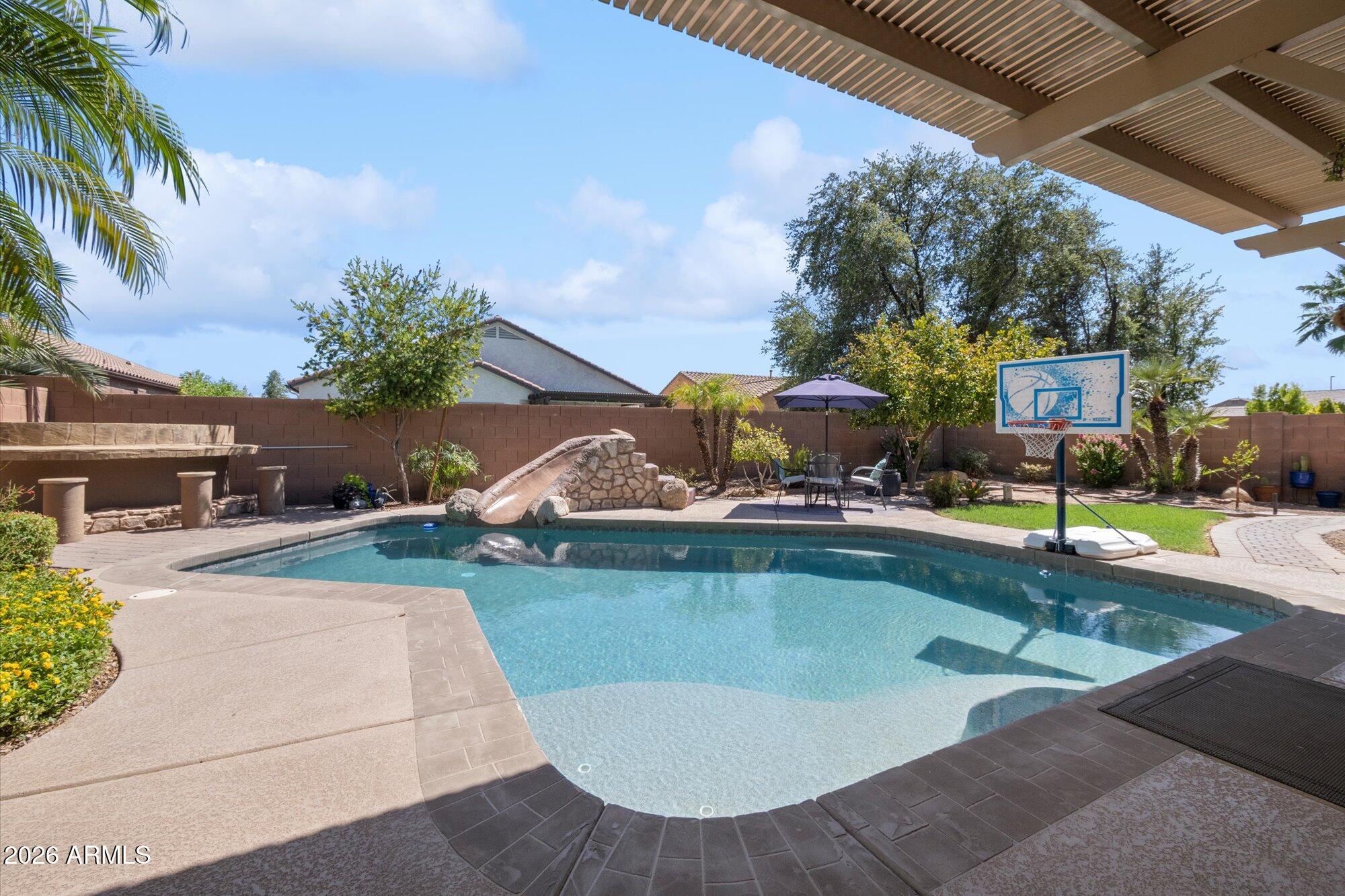 3105 E CLAXTON Court