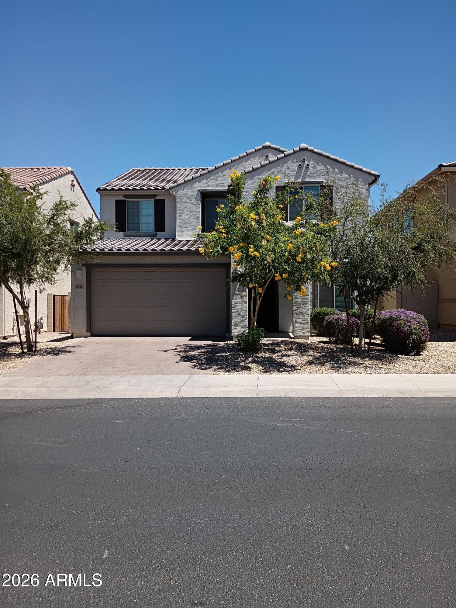 8746 W SOLANO Drive