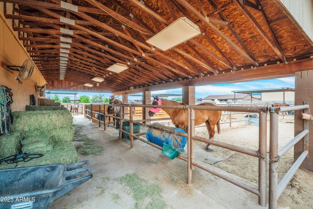 Photo of 720 W Hidden Valley Drive #-, Phoenix, AZ 85086 (MLS # 6917685)