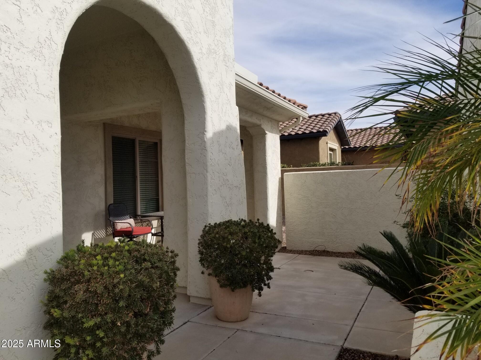 26824 W POTTER Drive