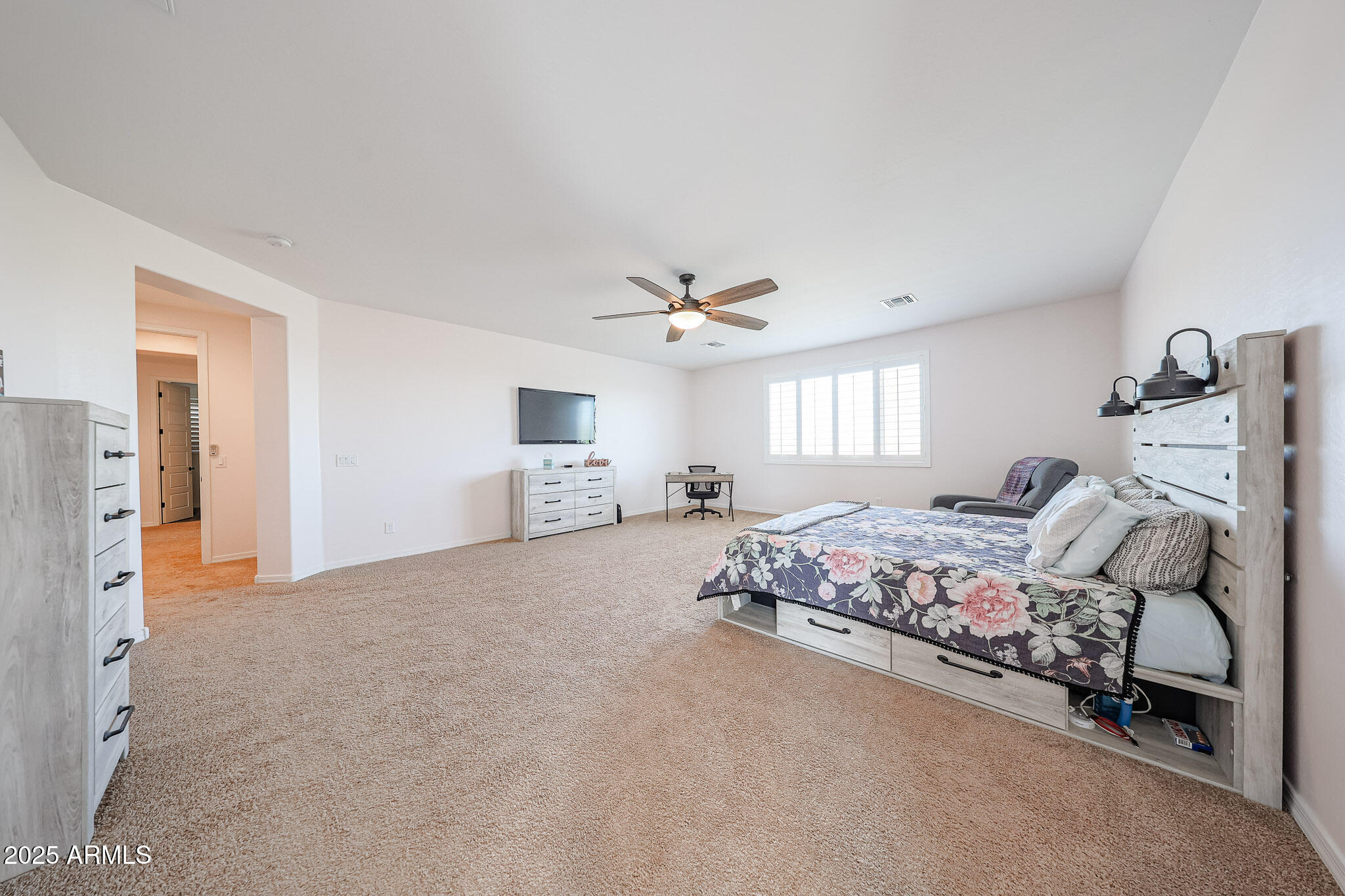 25051 N 140TH Drive