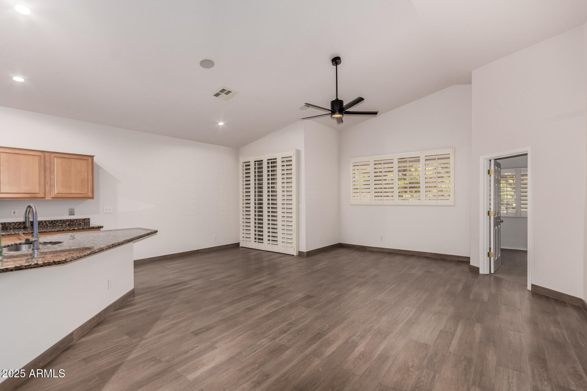 3228 E FREMONT Road