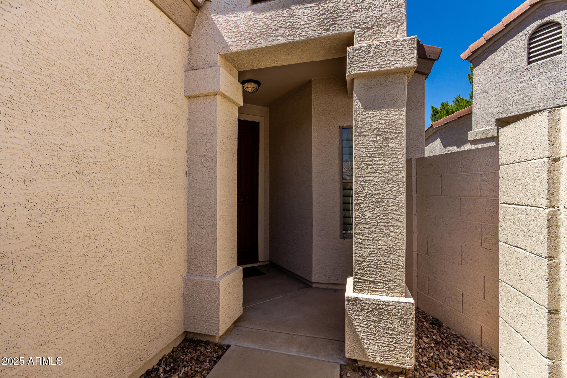 3228 E FREMONT Road