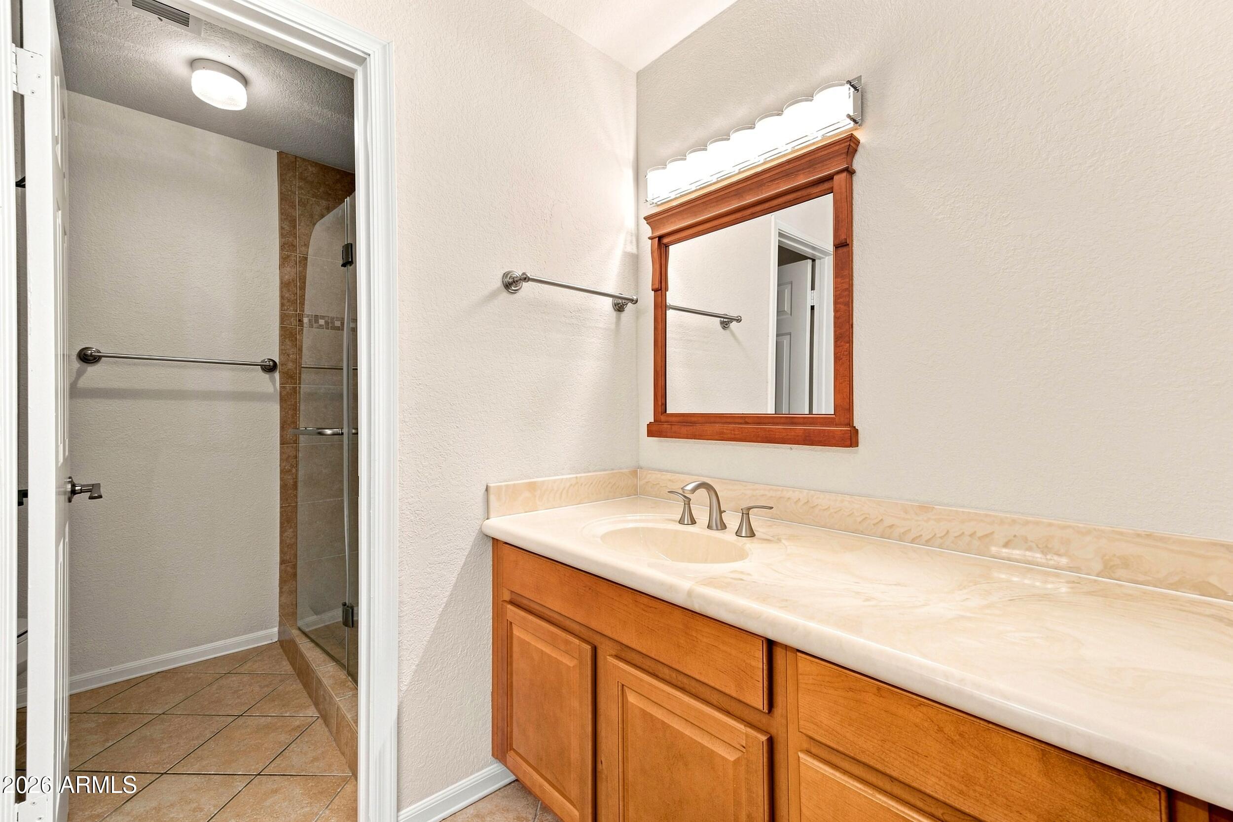 8787 E MOUNTAIN VIEW Road 1091