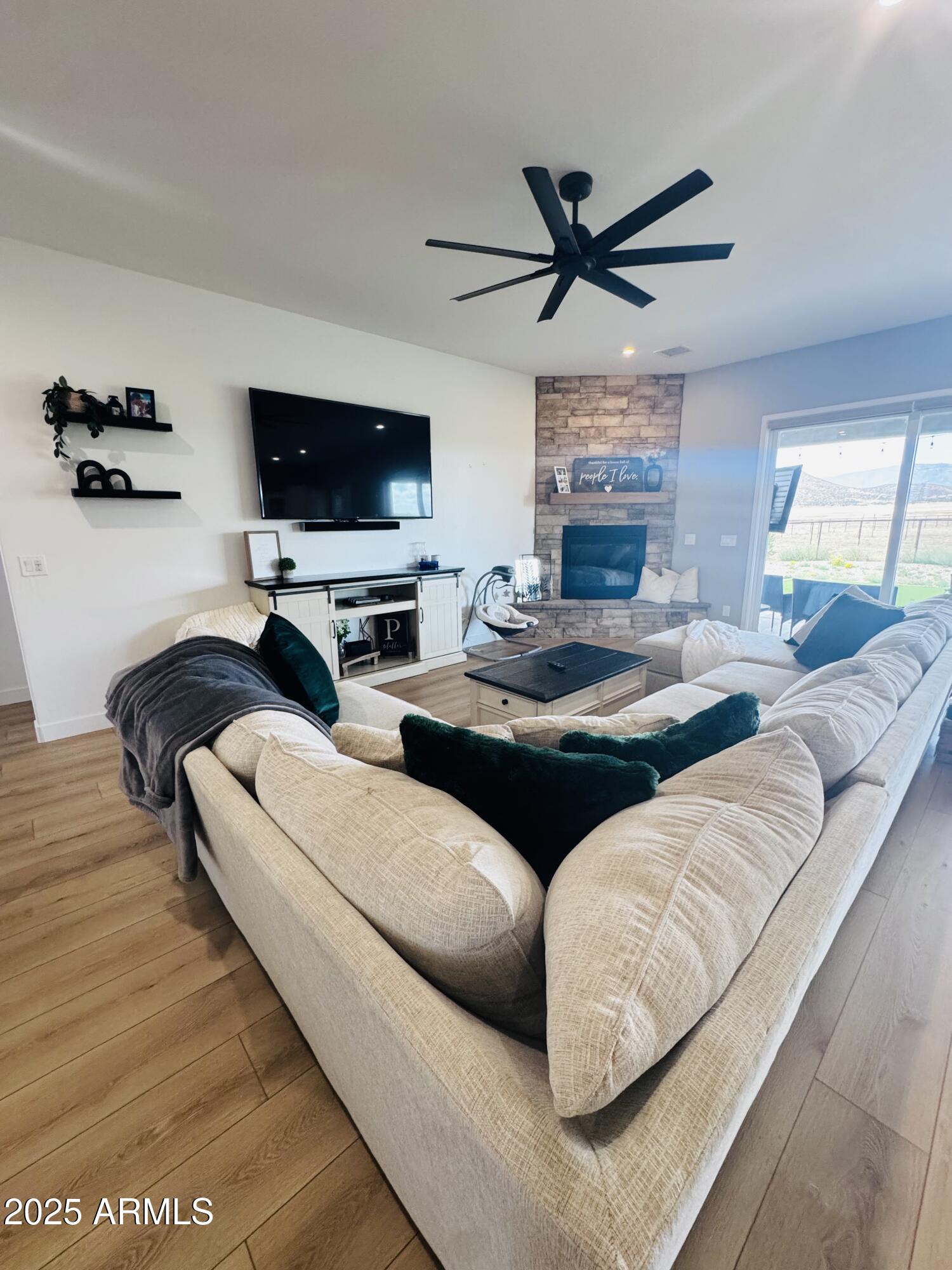 8103 N CLAYTON Street