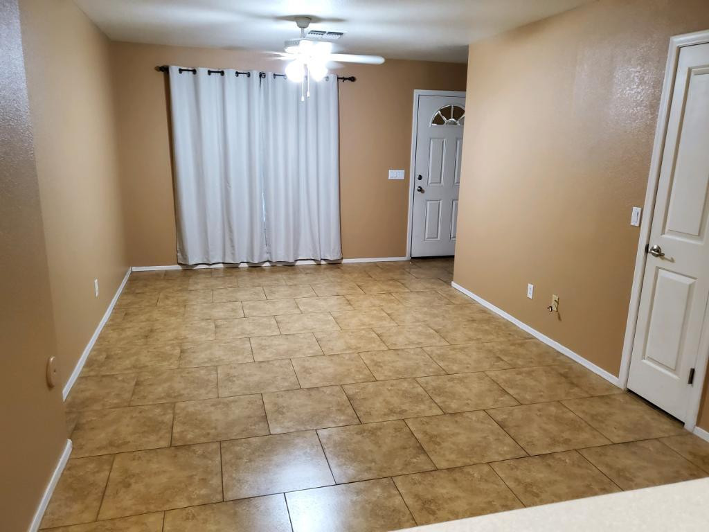 7801 N 44th Drive Unit 1062