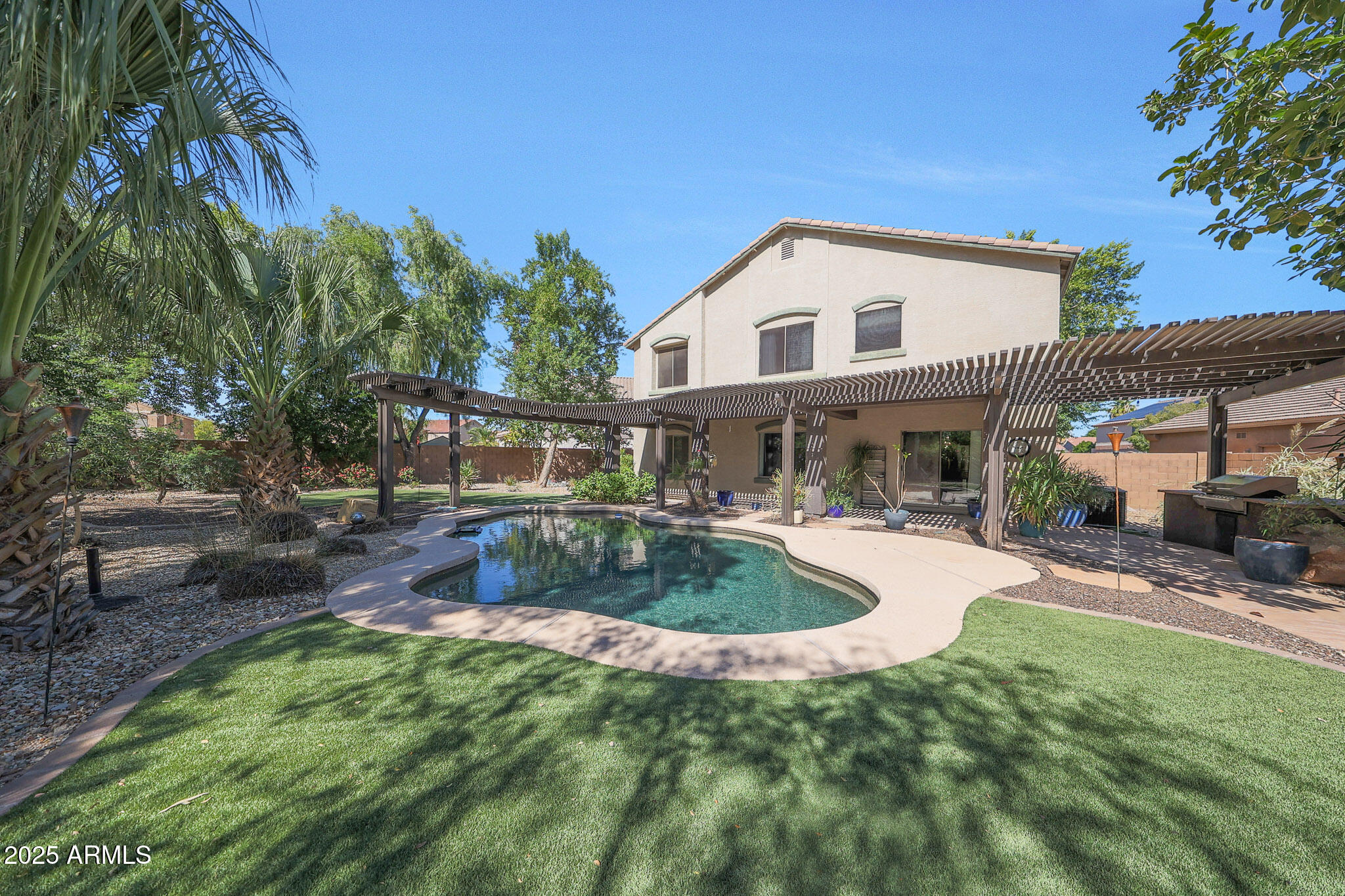 4175 E WESTCHESTER Drive