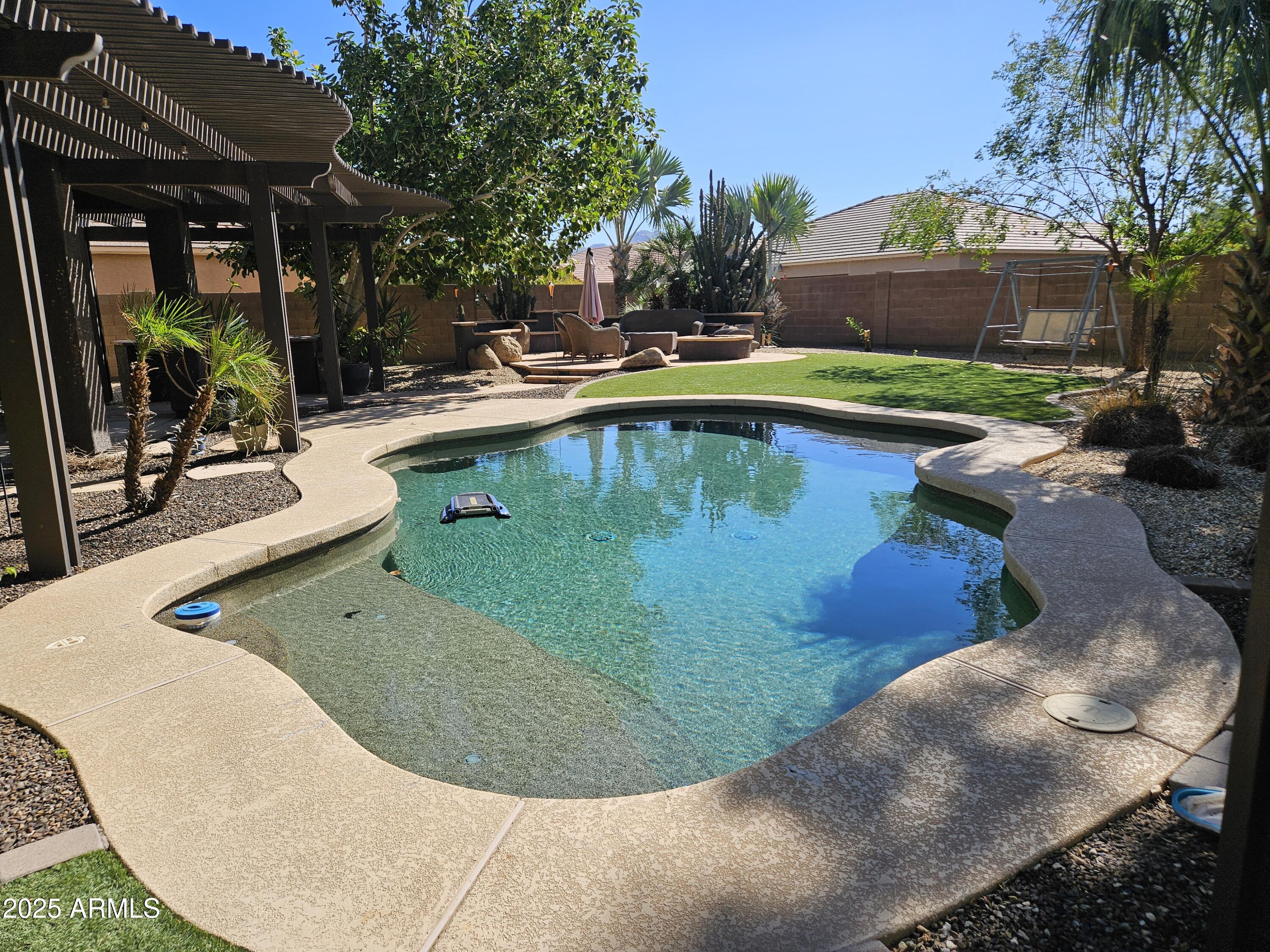 4175 E WESTCHESTER Drive