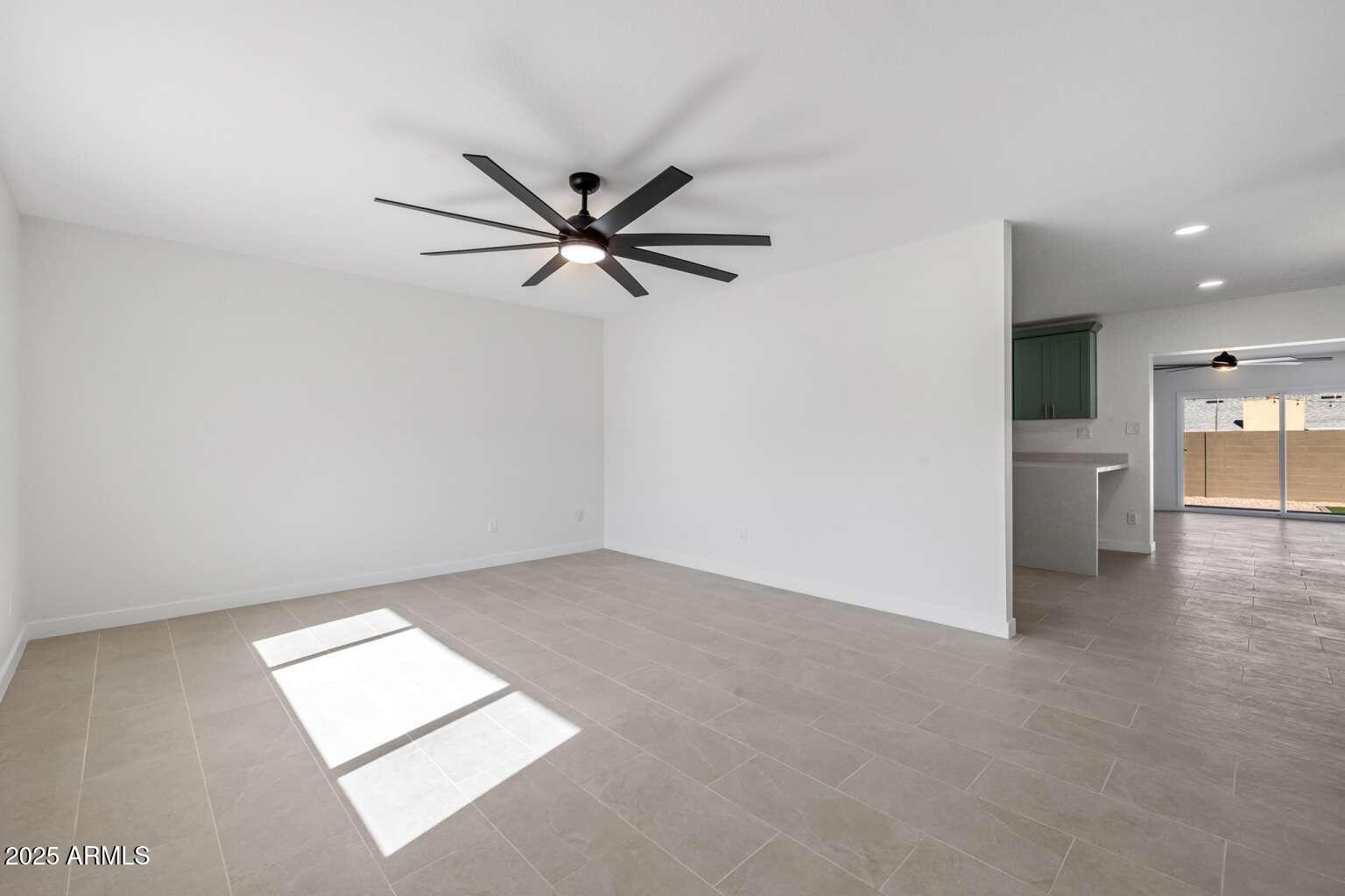 1802 E ARDMORE Drive